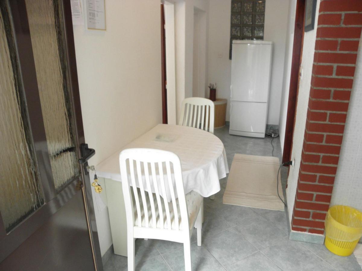 Apartments Neda - 5 M From Sea Lukovo Šugarje Exterior foto